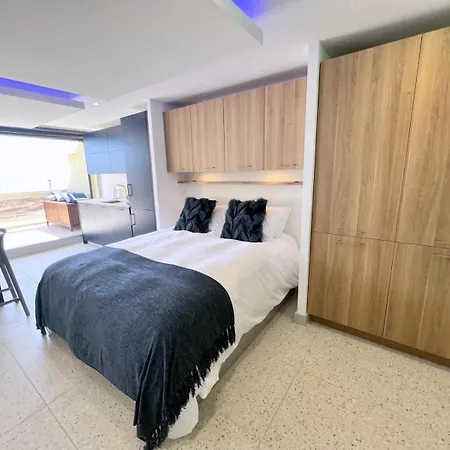 210, Heliopolis Ab, Village Naturiste *